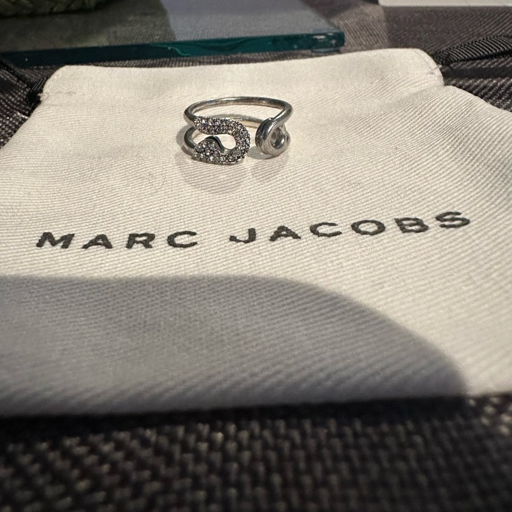 MARC JACOBS Sterling Silver with Swarovski Crystals Ring, Women’s size 7, RARE